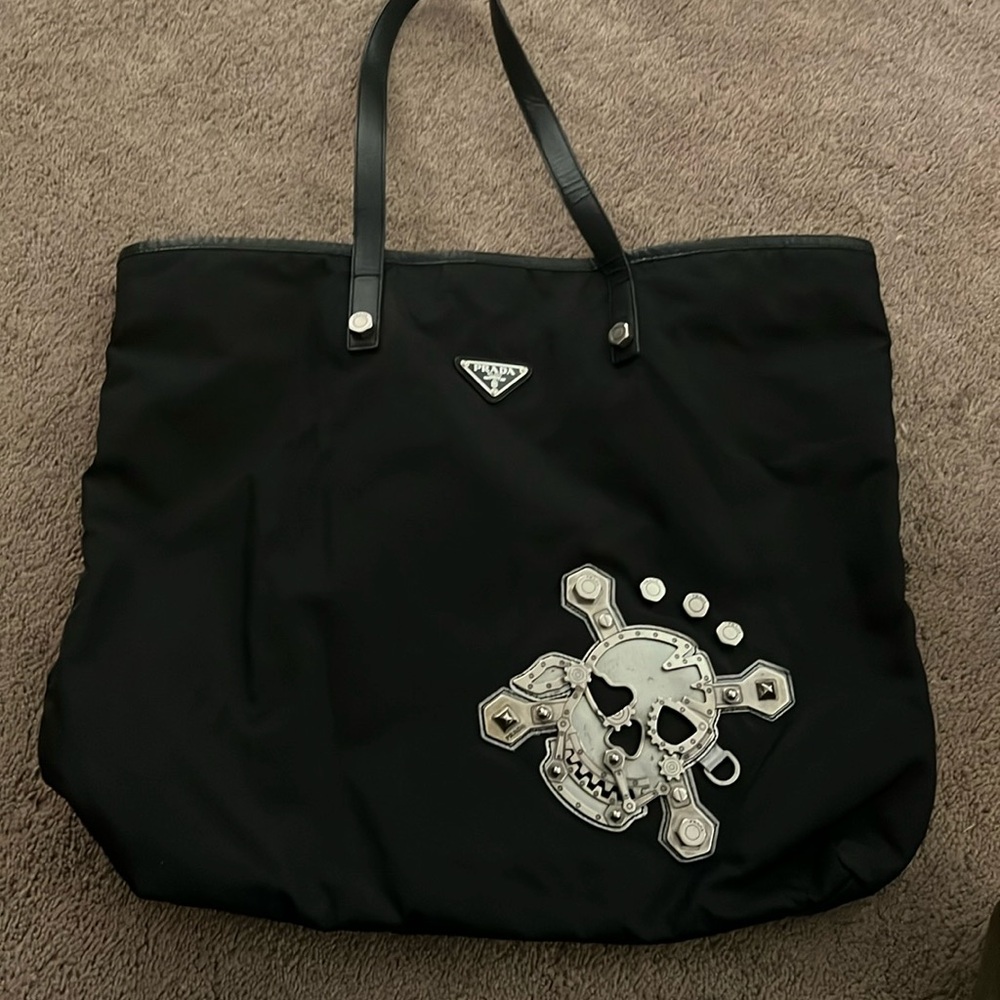 Parada Nylon Skull Tote